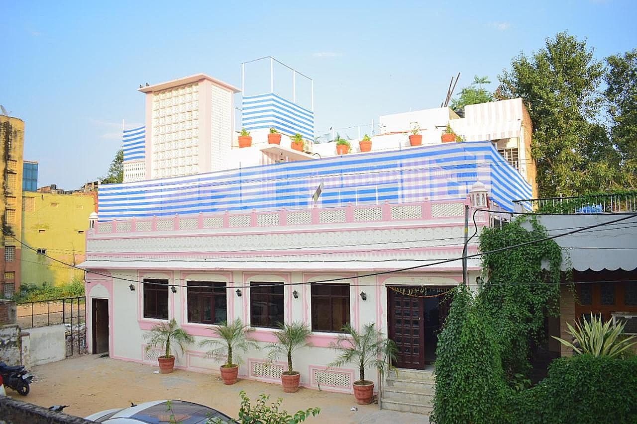 undefined Backpackers Villa