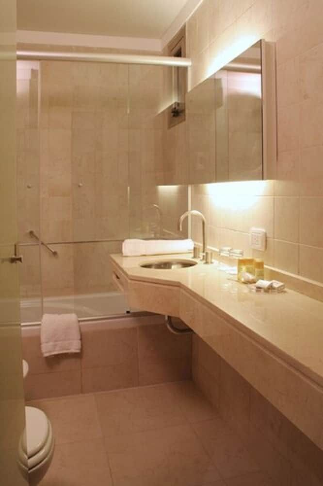 Ayres Apartments Recoleta - Uriburu Studio 13