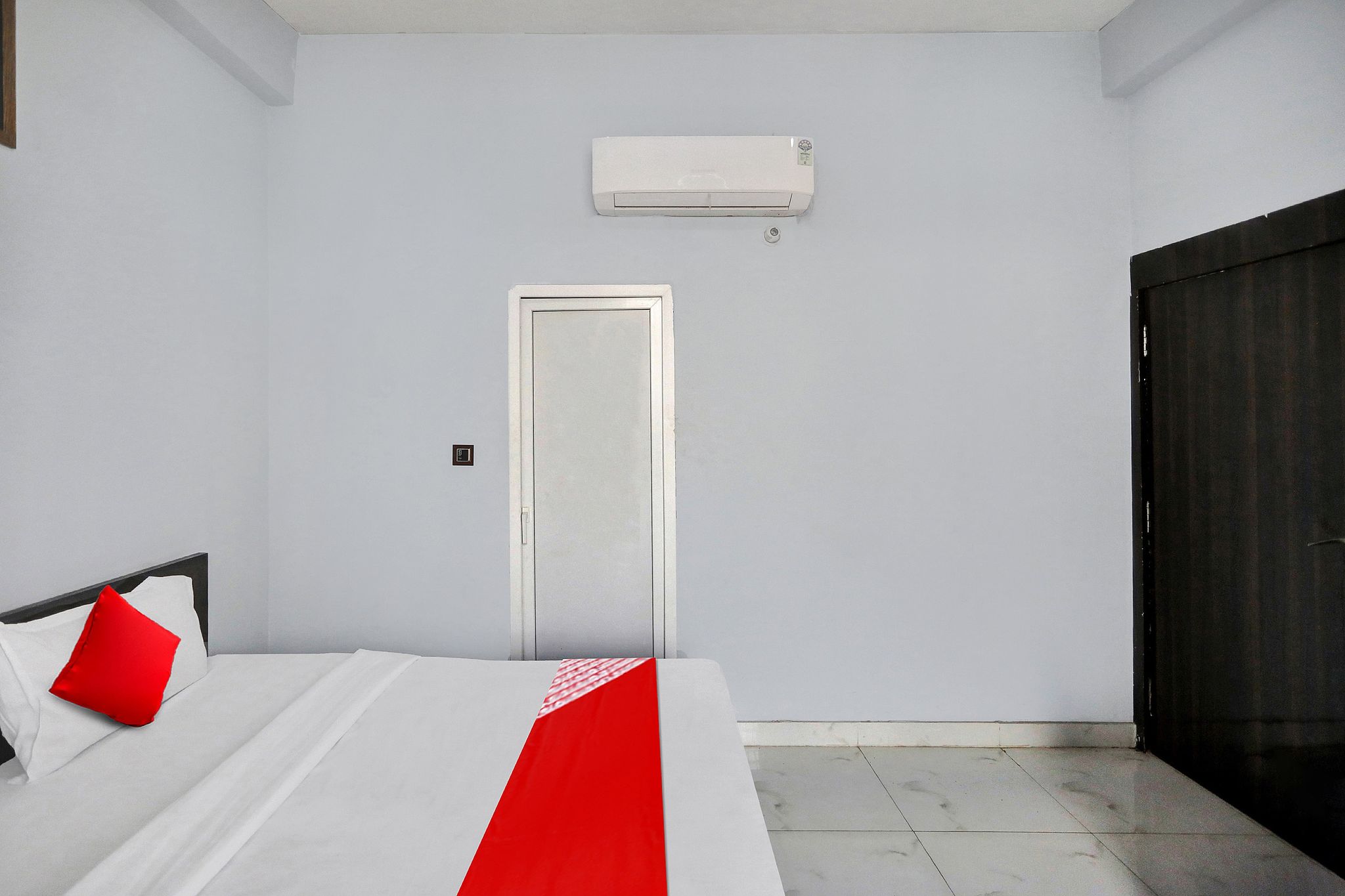 Super Collection O Tilak Nagar Near Pacific Mall Classic Room 10