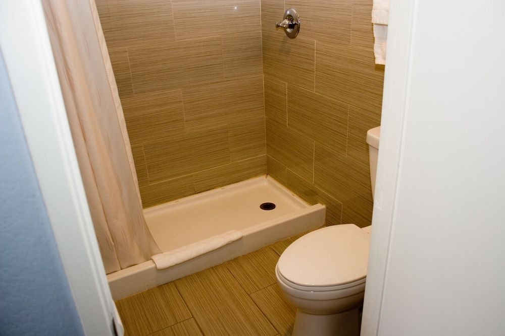 Keefer's Inn Standard Room, 1 Queen Bed 5