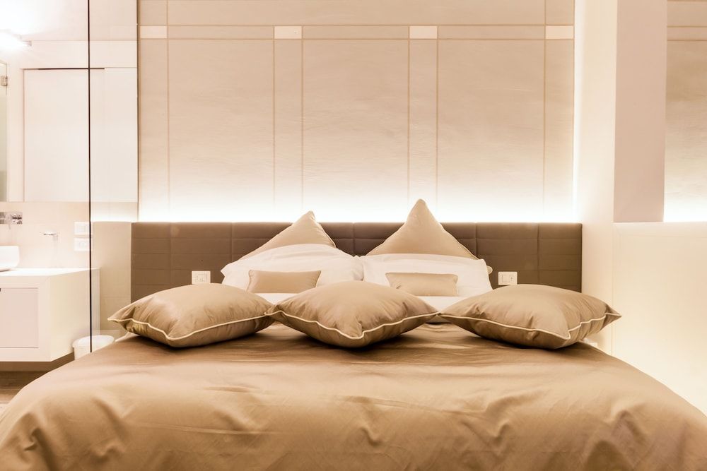 undefined Palazzo dei Ciompi Suites 7