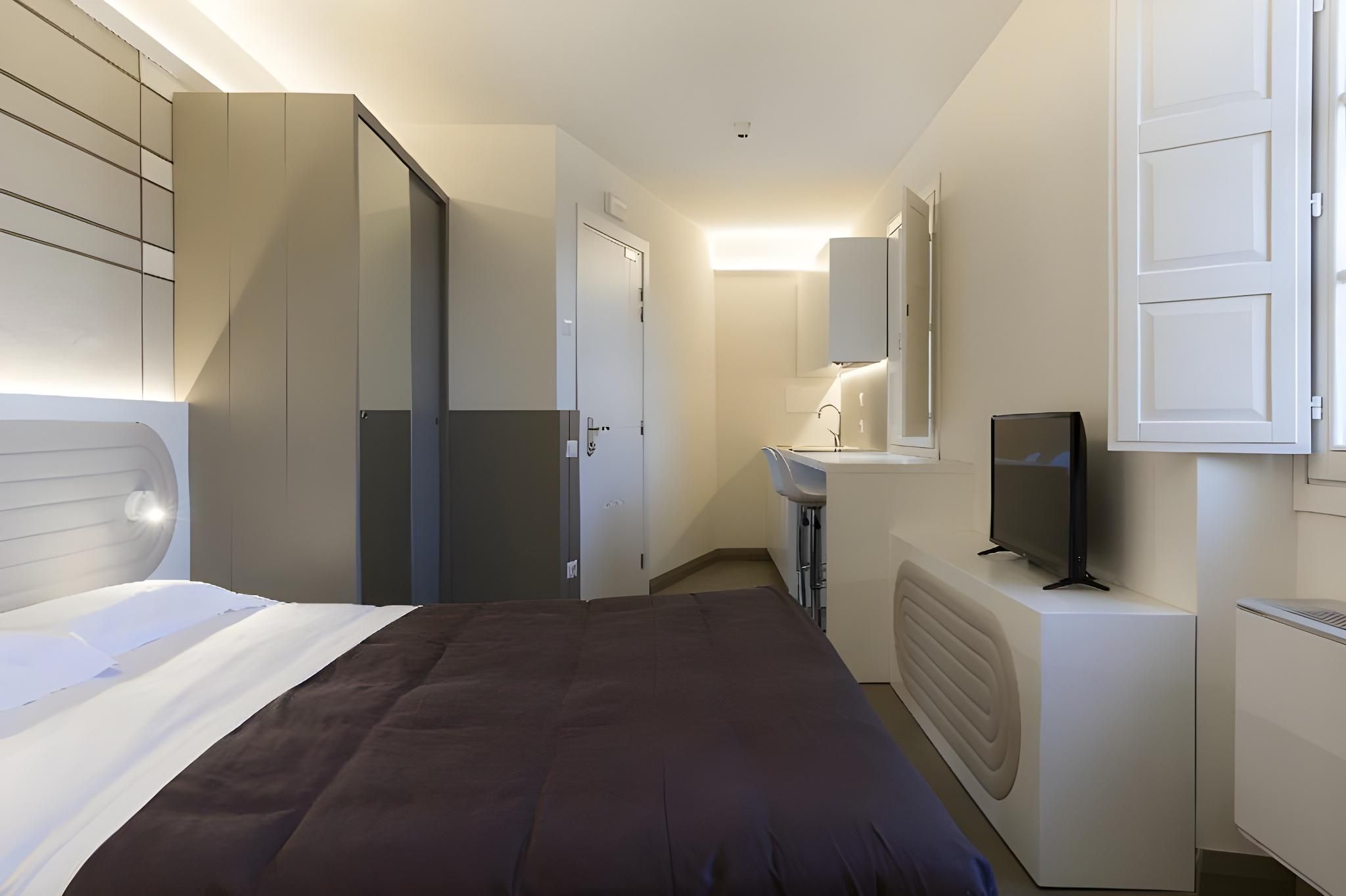 undefined Palazzo dei Ciompi Suites 3