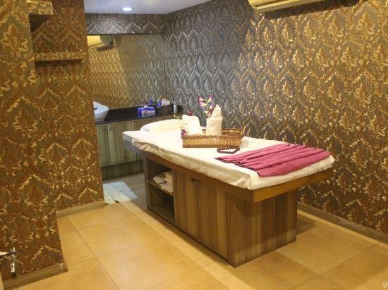 Hotel Bahri Residency