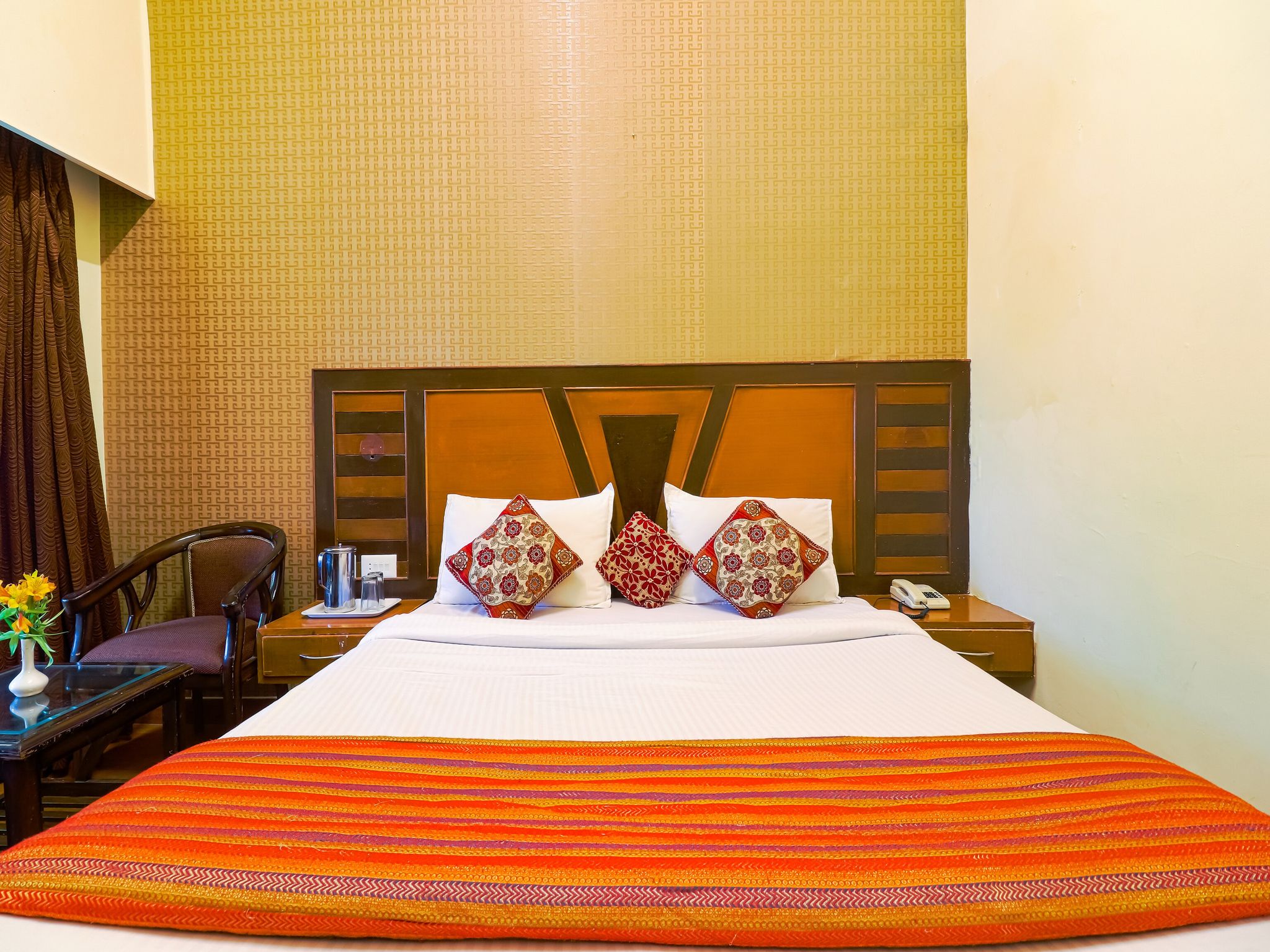 The Byke Select Sunshine Grand (Ooty) Super Deluxe Room with Balcony 4