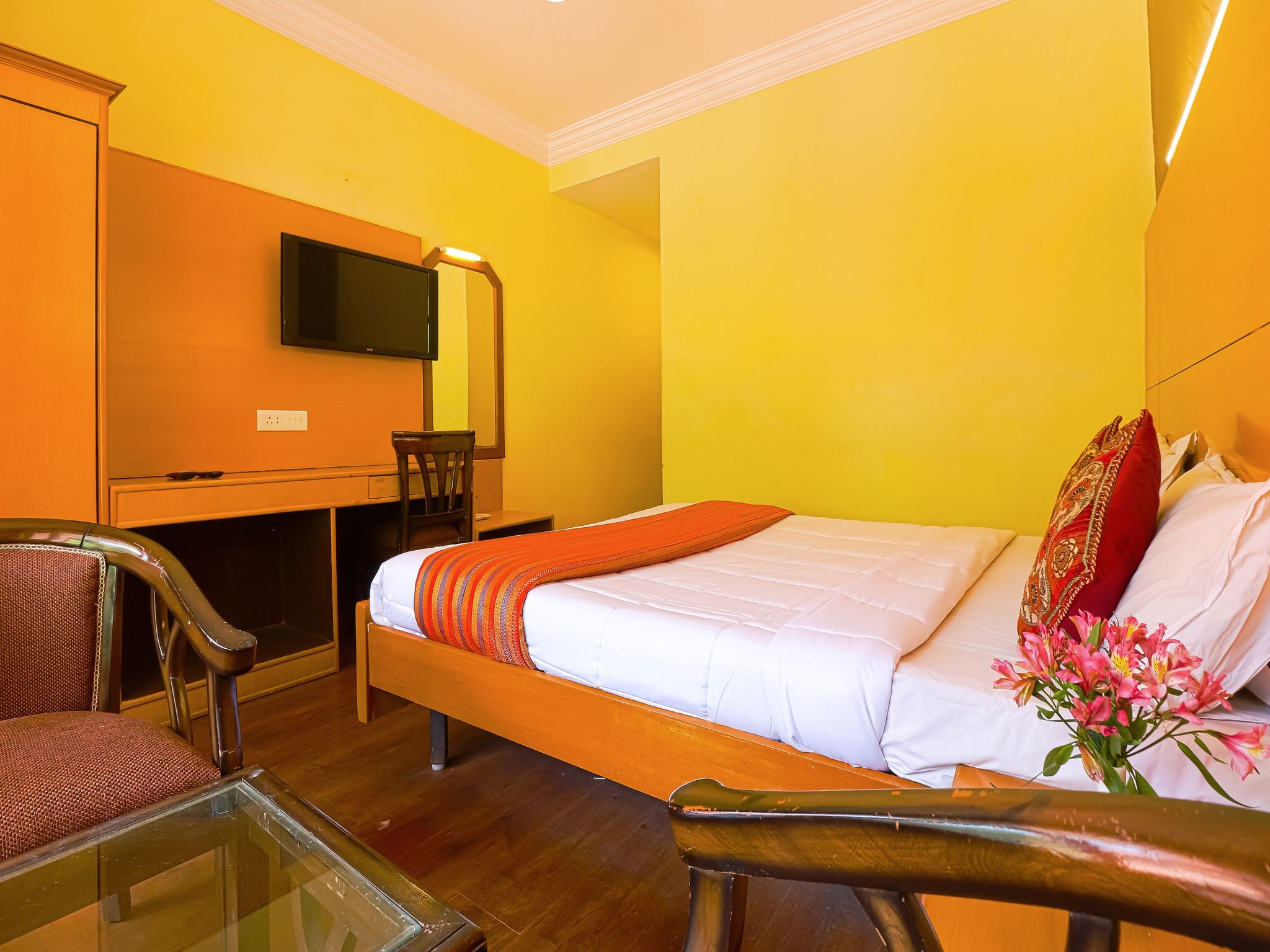 The Byke Select Sunshine Grand (Ooty) Super Deluxe Room 2