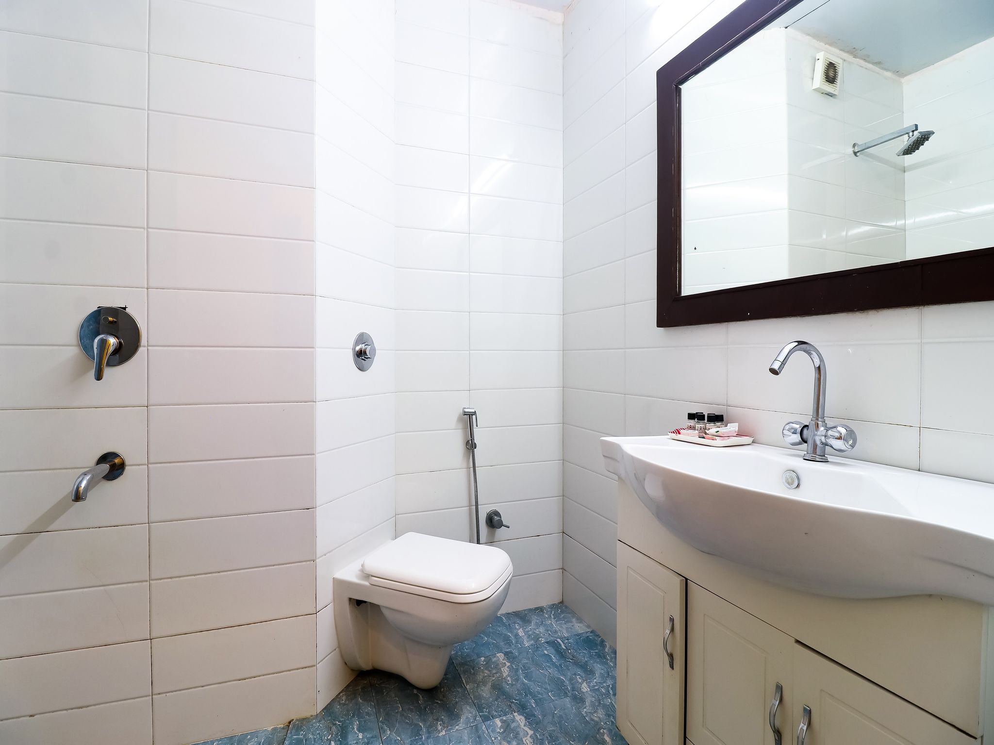 The Byke Select Sunshine Grand (Ooty) Super Deluxe Room 11