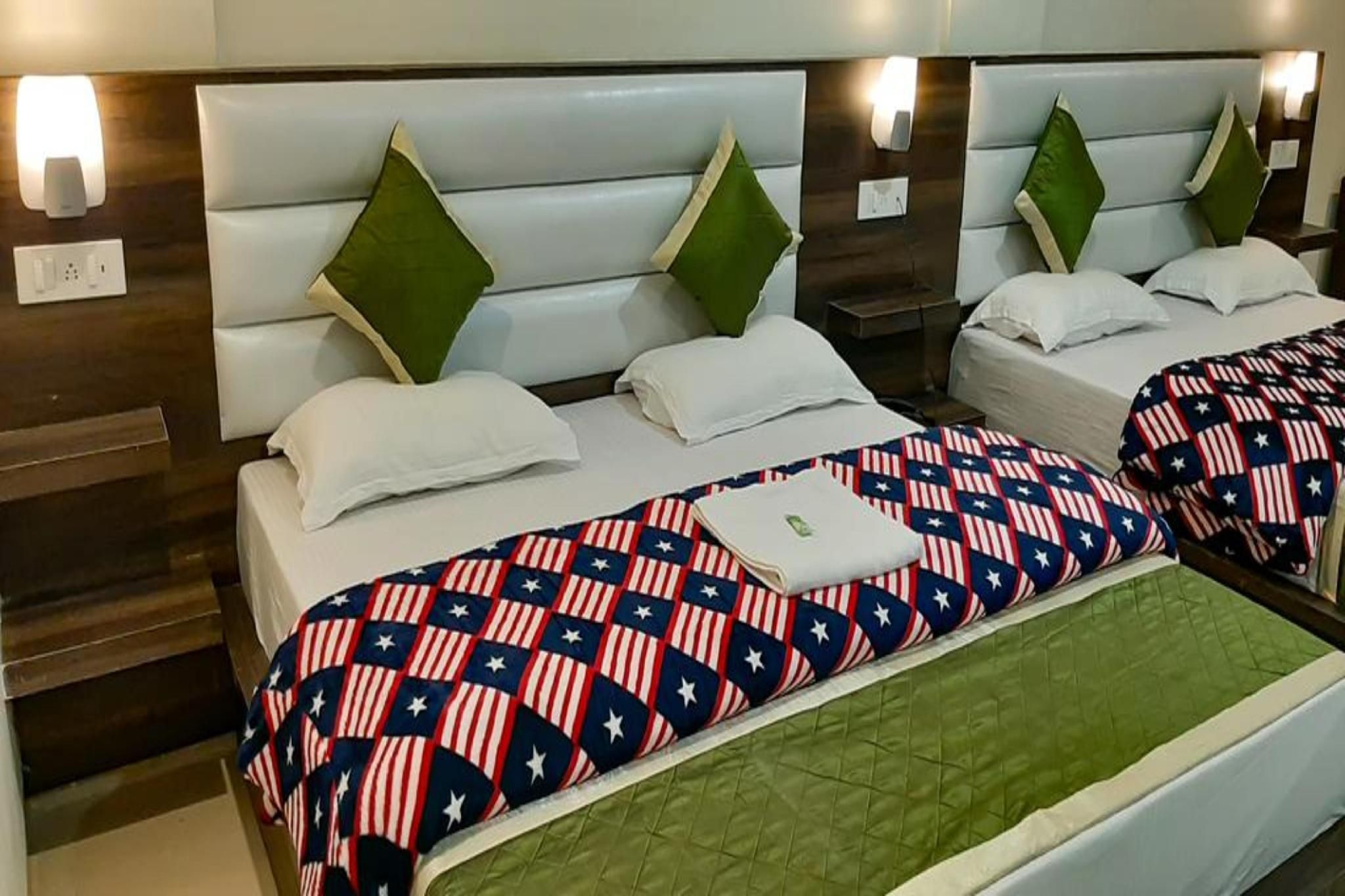 undefined Hotel Green Park 9