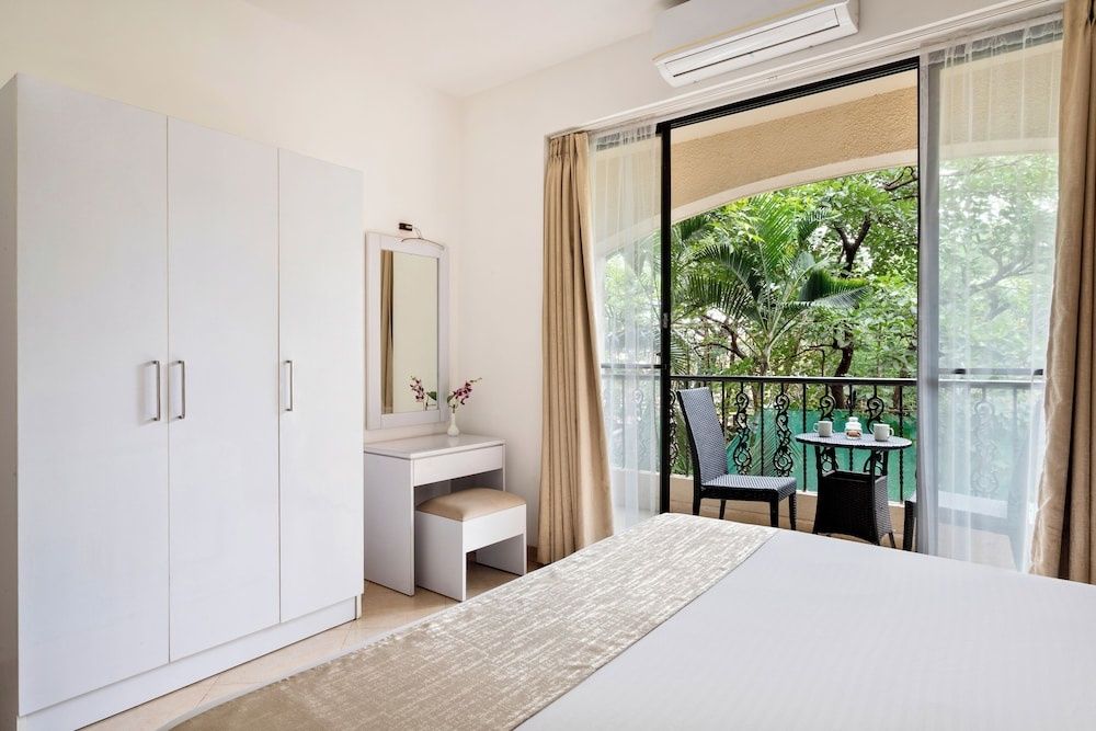 The Royale Assagao Ambassador Room 2BHK with Living Room 16