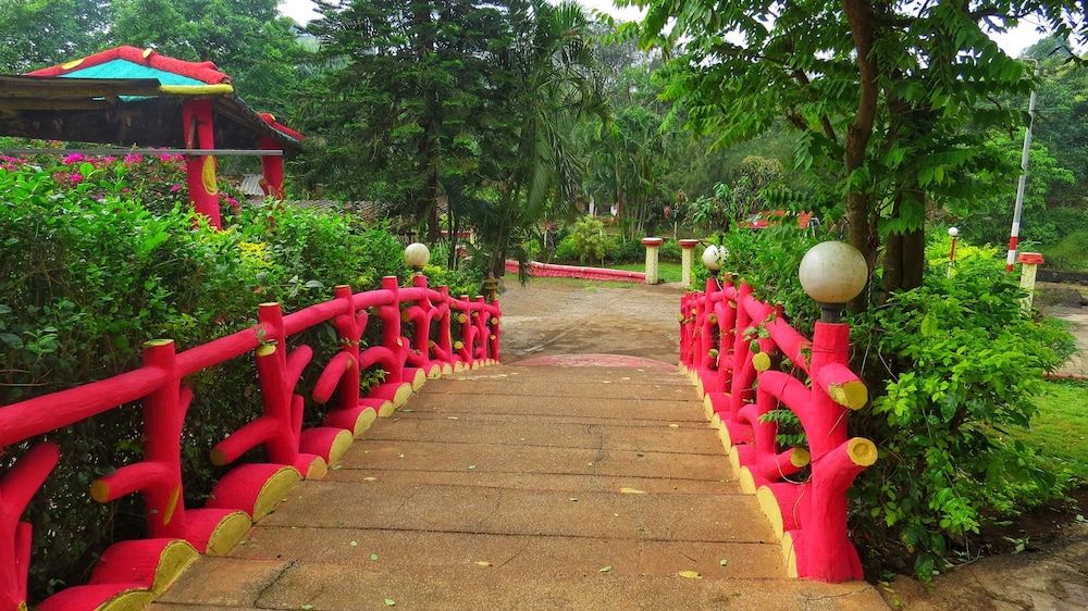 undefined Golden Resort and Farm 5