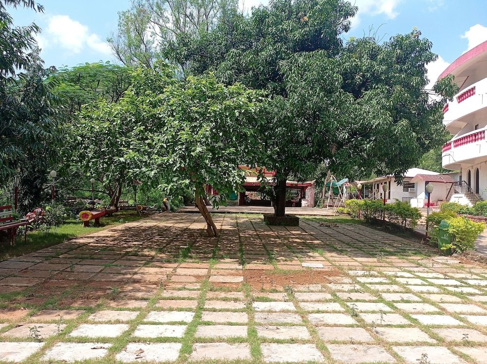 undefined Golden Resort and Farm 6