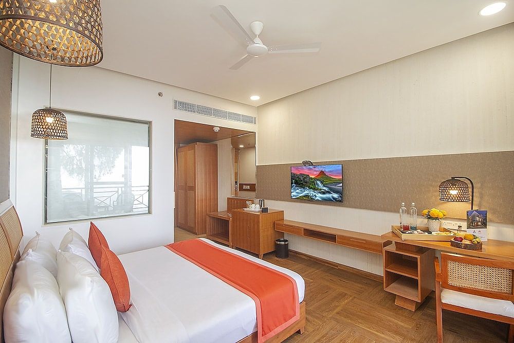 Yog Wellness Resort & Spa by Amritara Executive Room with Balcony and Valley View 3