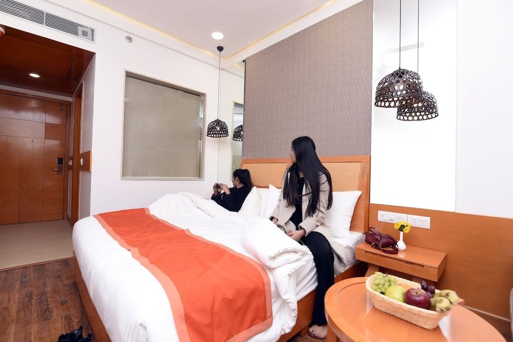 Yog Wellness Resort & Spa by Amritara Executive Room with Balcony and Valley View 6