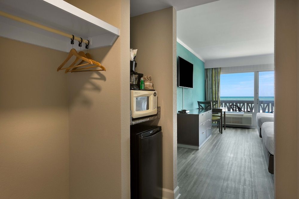 Caribbean Resort & Villas Ocean View Room 6