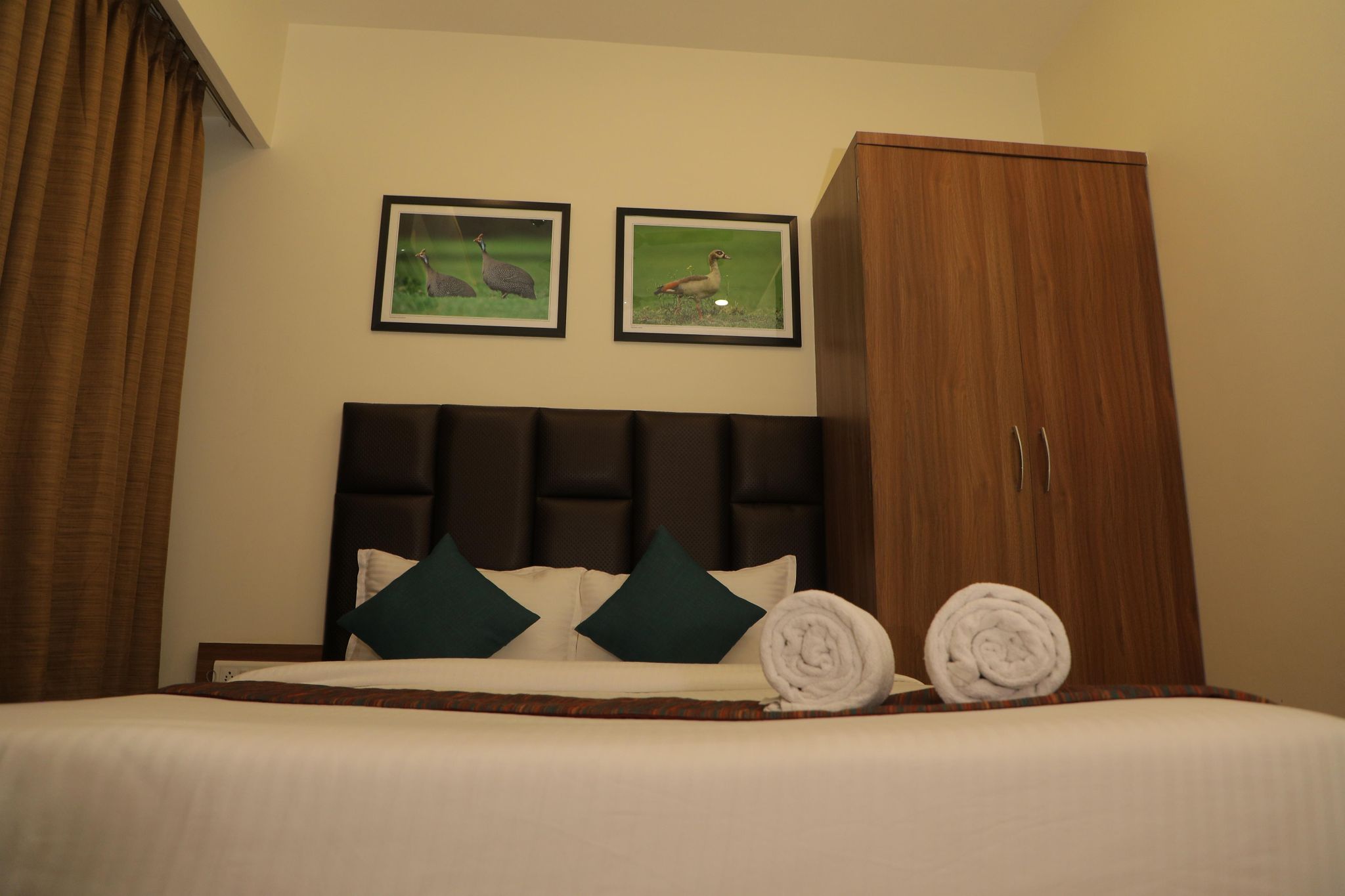 Skysuites By Monarch, Sanpada, Vashi - Navi Mumbai Executive Room with City View 2