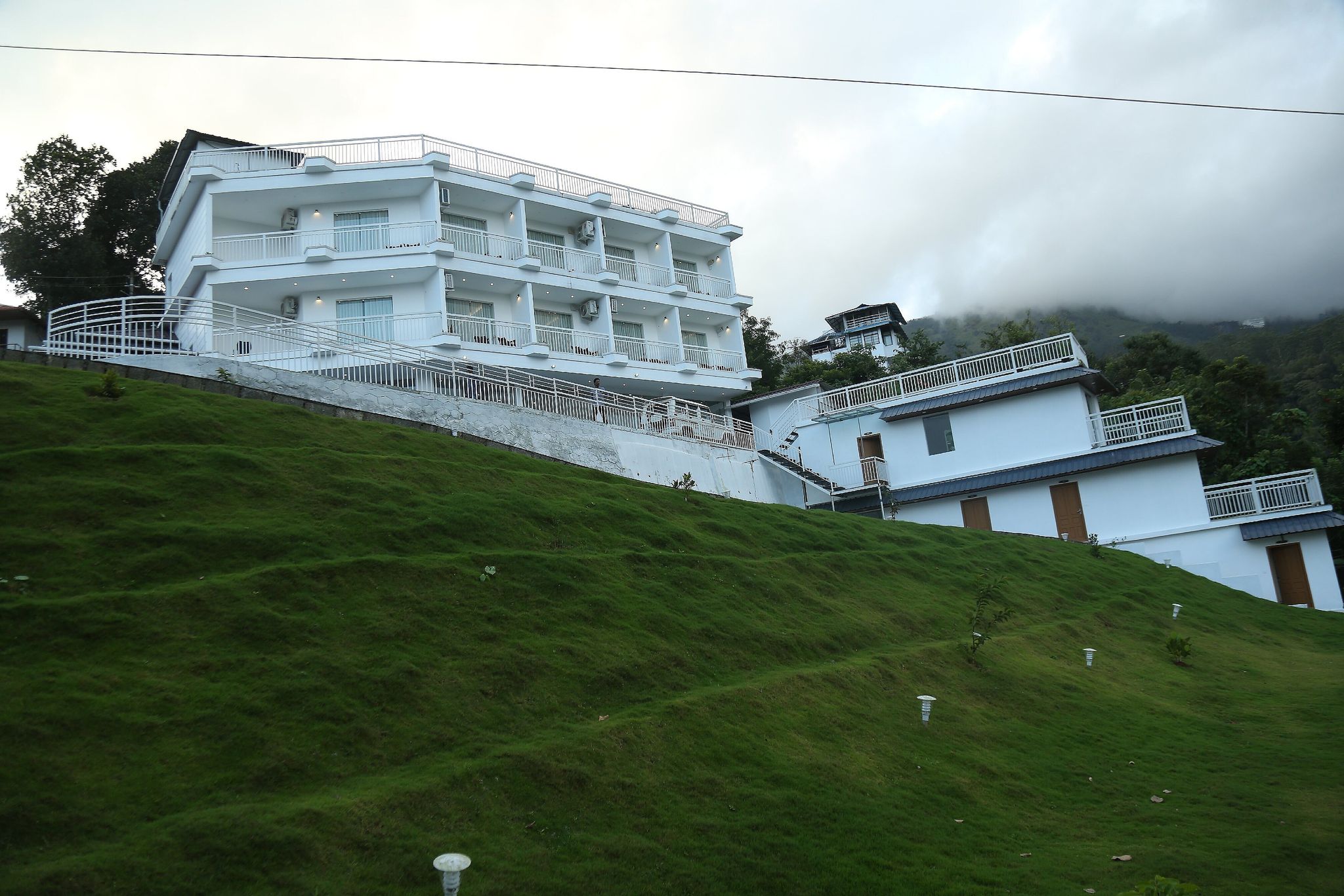 undefined Moonline Resort 7