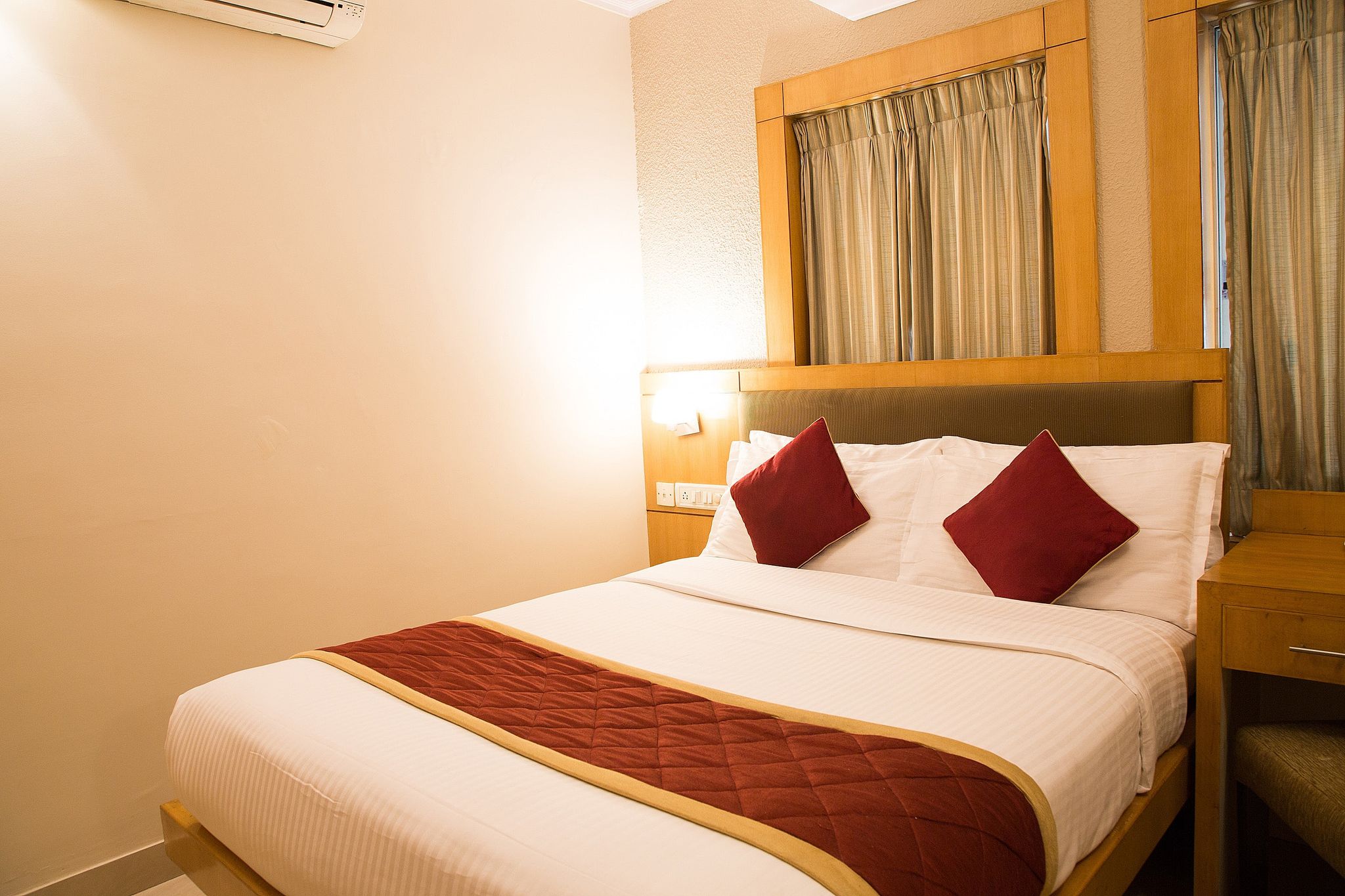 New Rainbow Business Hotel Standard Double Room 2