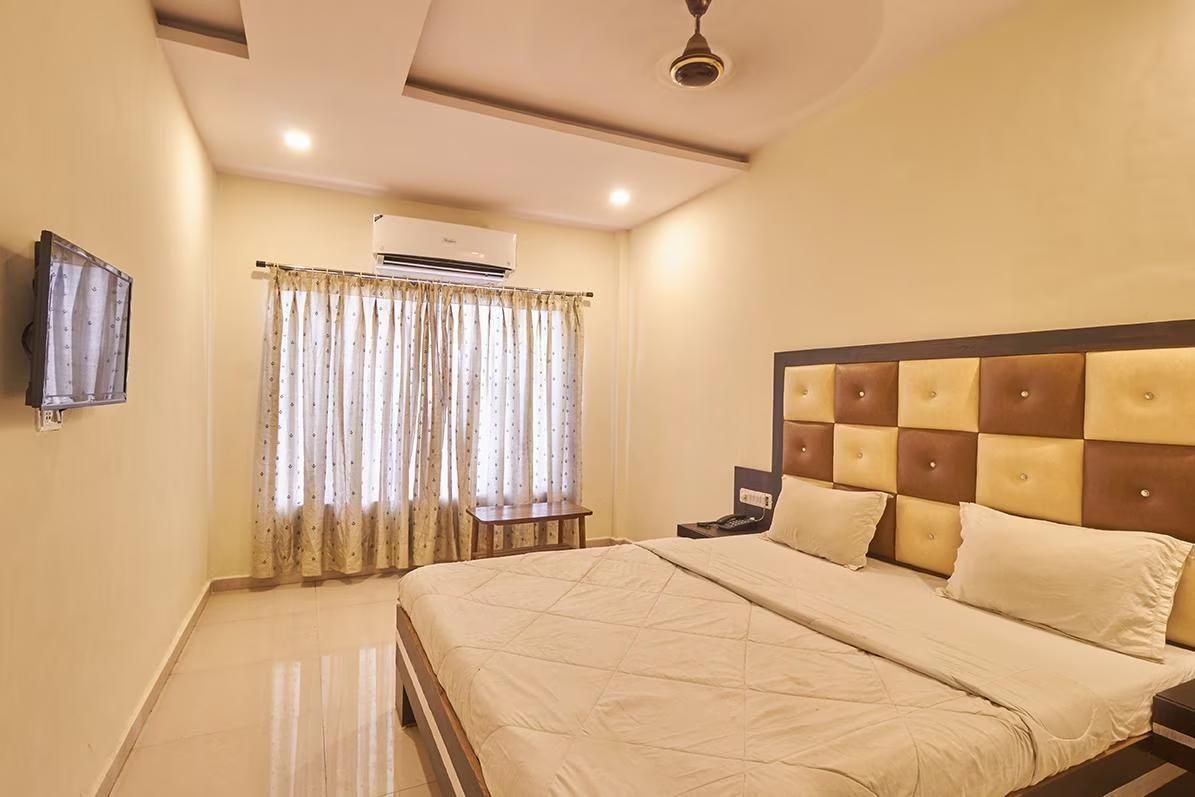 undefined Hotel Summer House 6