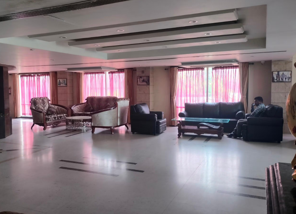 undefined Hotel Niiki 2