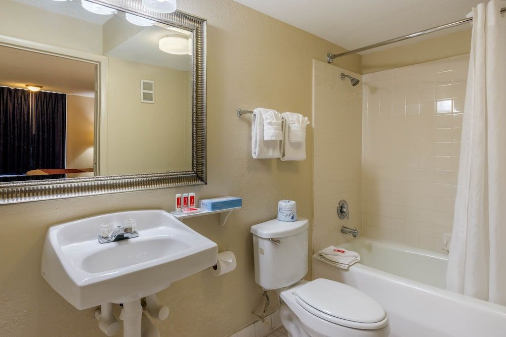 Suburban Studios International Drive Standard Double Room, 2 Double Beds, Non Smoking 5