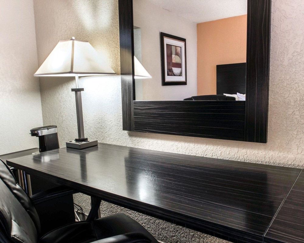 Suburban Studios International Drive Standard Double Room, 2 Double Beds, Non Smoking 6