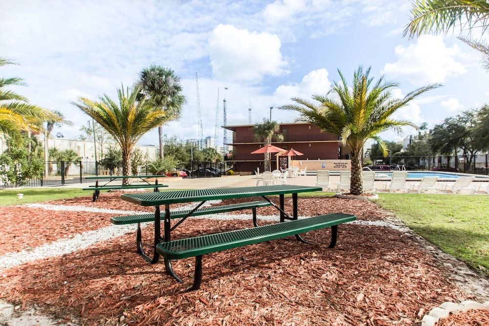 undefined Suburban Studios International Drive 6