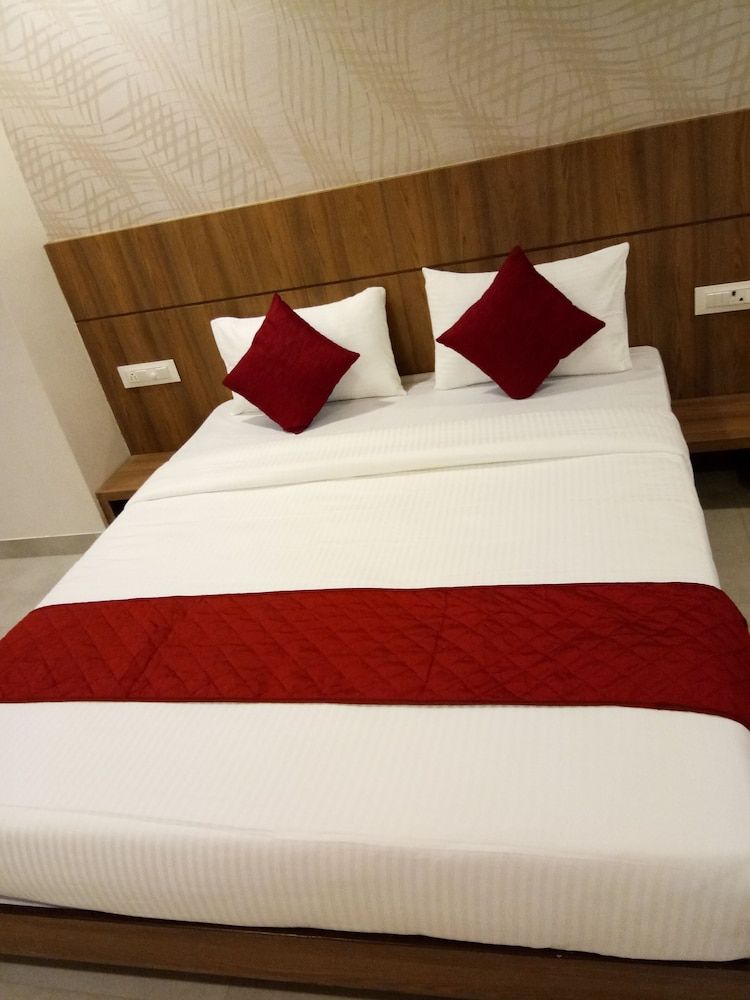 Hotel Imperial Palace