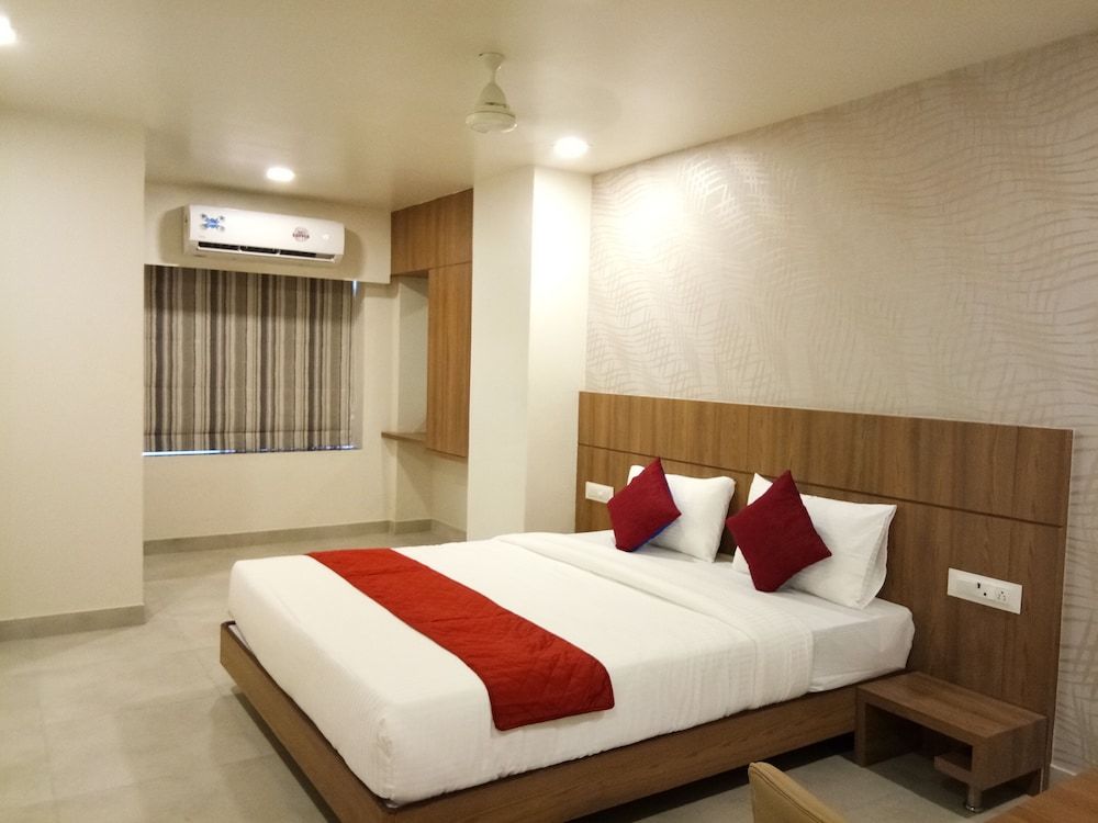 Hotel Imperial Palace