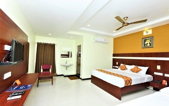 HOTEL RAMCHARAN RESIDENCY Deluxe 4 Bedded AC Family Room 2