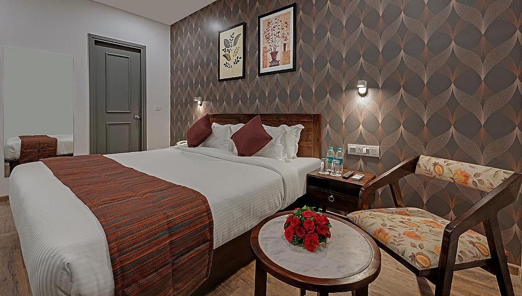 Click Hotel Jaipur (Raja Park) Executive Room 5