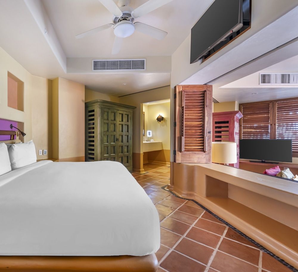 2 BEDROOM OCEAN VIEW 1 KING 1TWIN 1DOUBLE STE