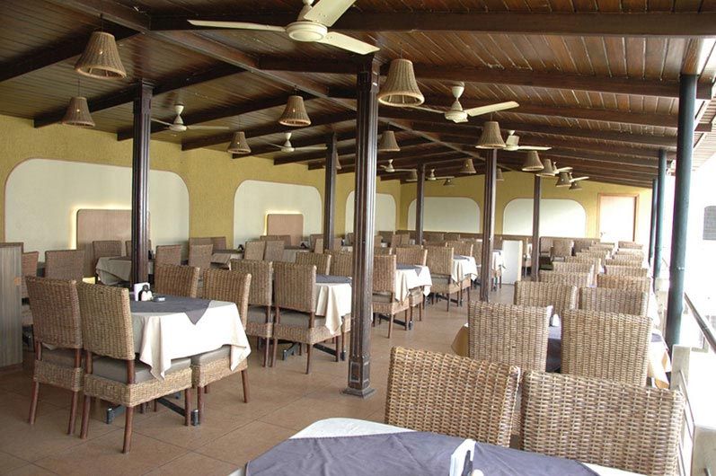 Food & Dining