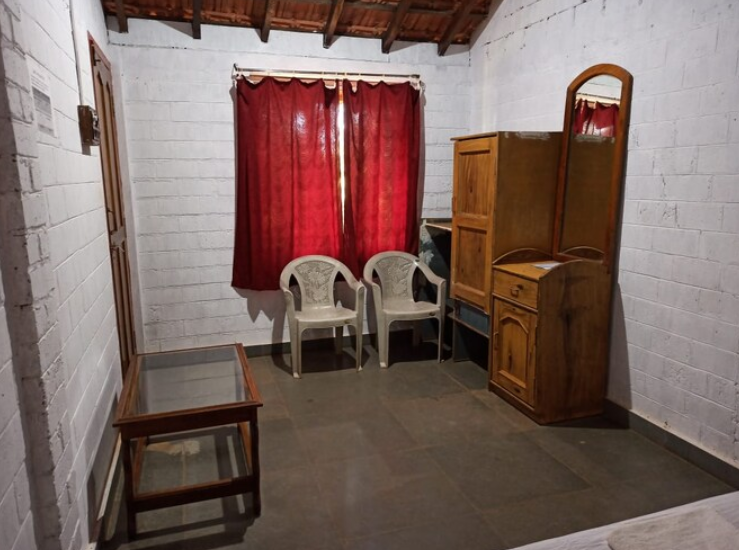 Paradise Holiday Cottage Stone Rooms 8