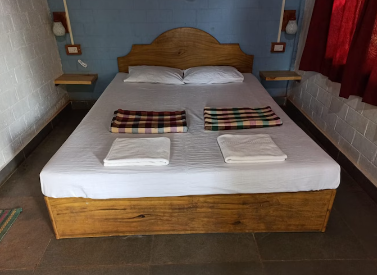 Paradise Holiday Cottage Stone Rooms 3