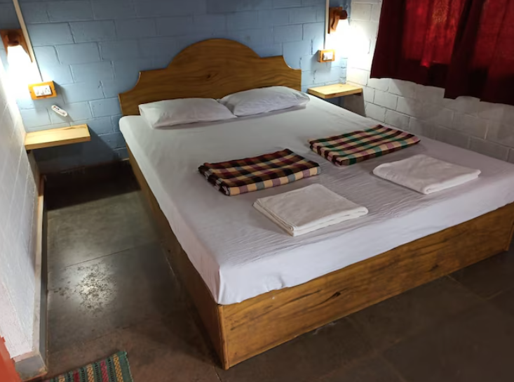 Paradise Holiday Cottage Stone Rooms 4