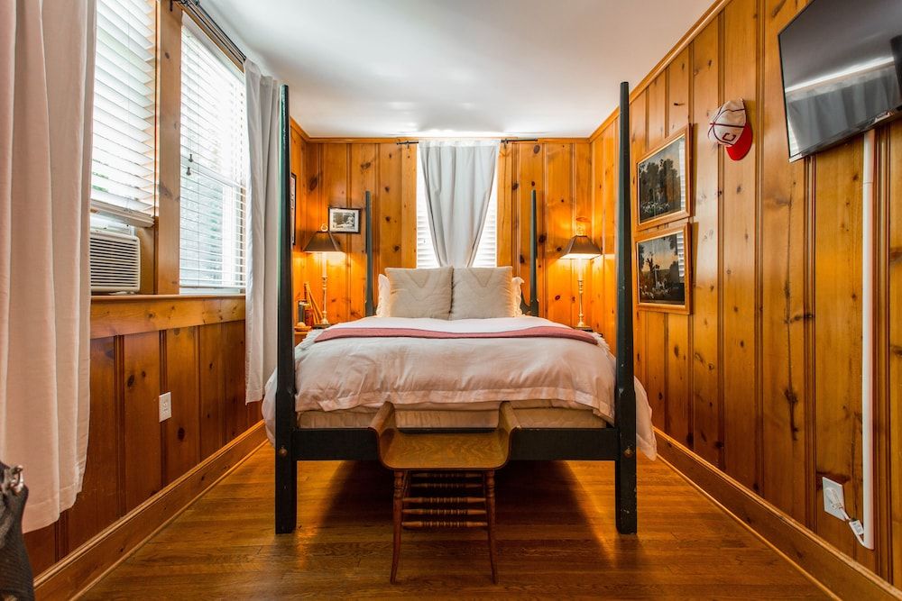 Queen Bed Fireplace (Leroy "Satchel" Paige)