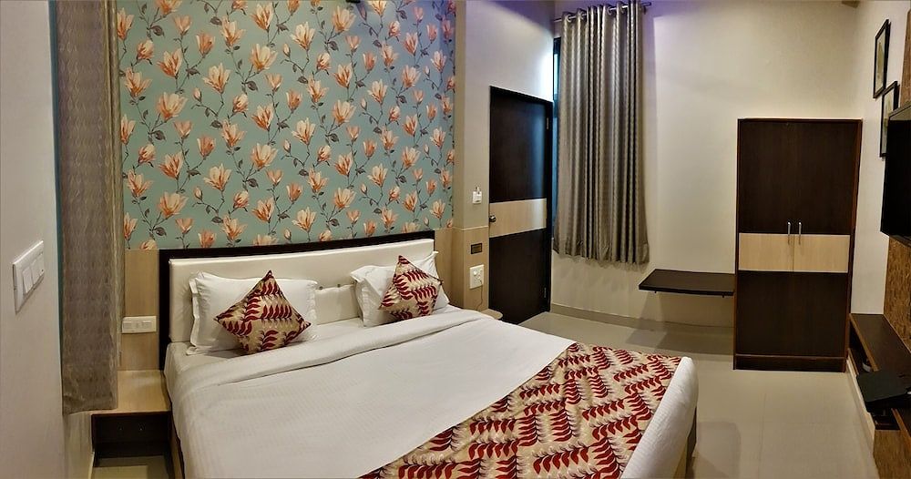 Oasis Park Standard Double Bed Room 3