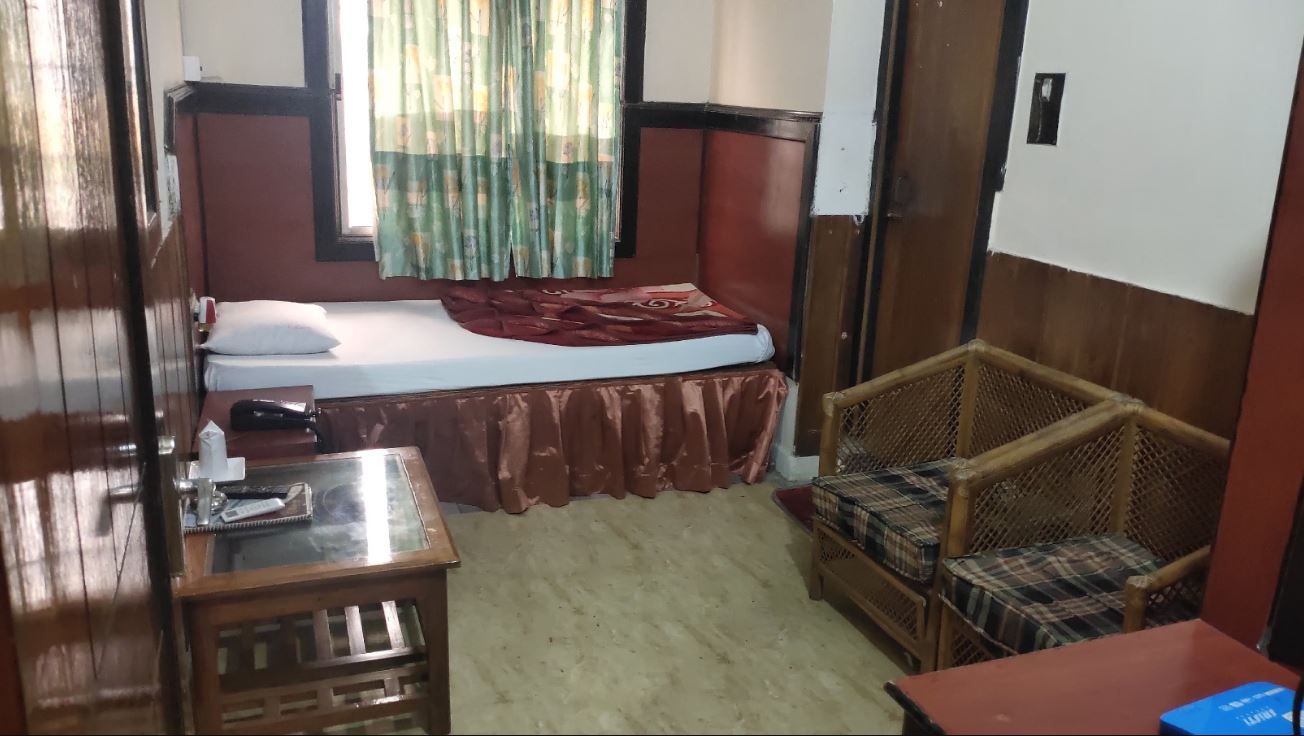 undefined Executive Inn 5