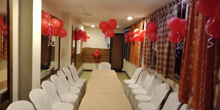 undefined Executive Inn 8