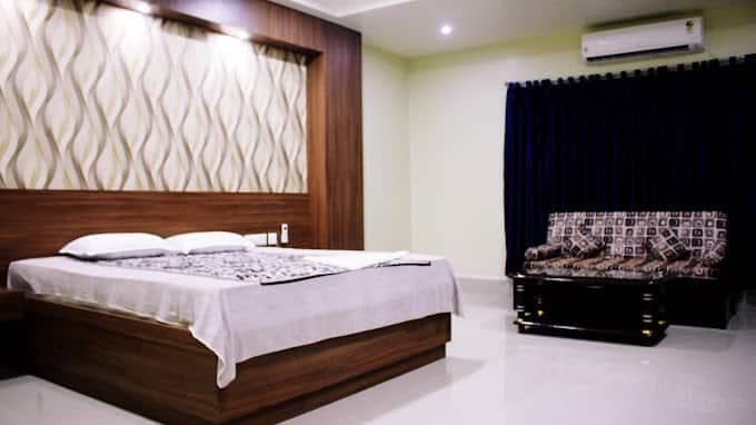 undefined Hotel Dilip 8