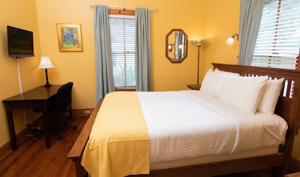 Sarah's Cottage (Matheson Cottages) Pet Friendly