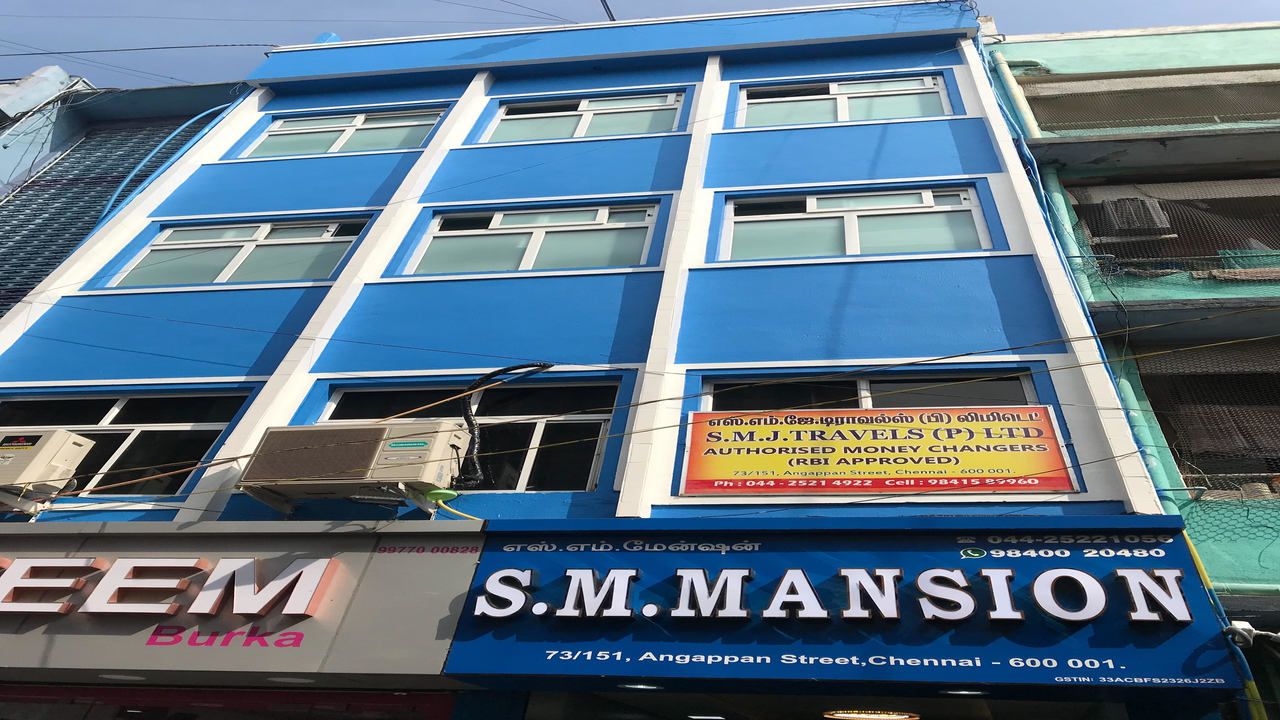 S M Mansion near Harbour & High court