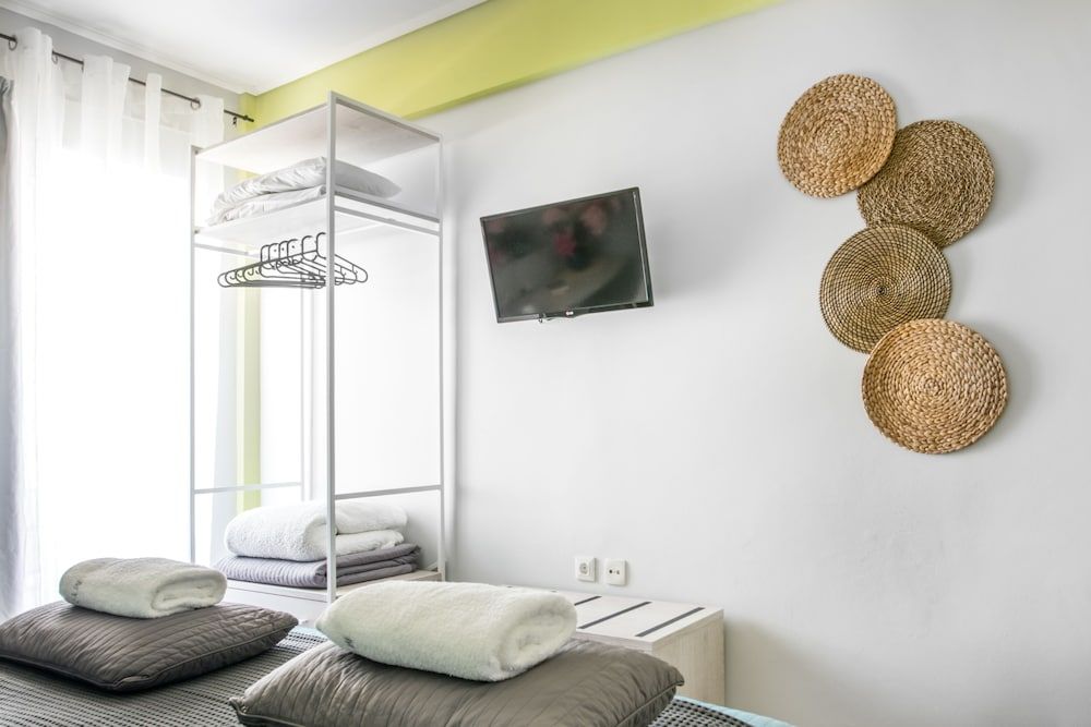 Myrto Hotel Economy Triple Room