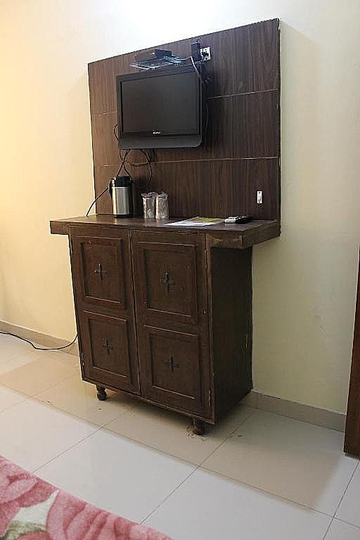 Hotel Raghuraj Palace Standard Room 18