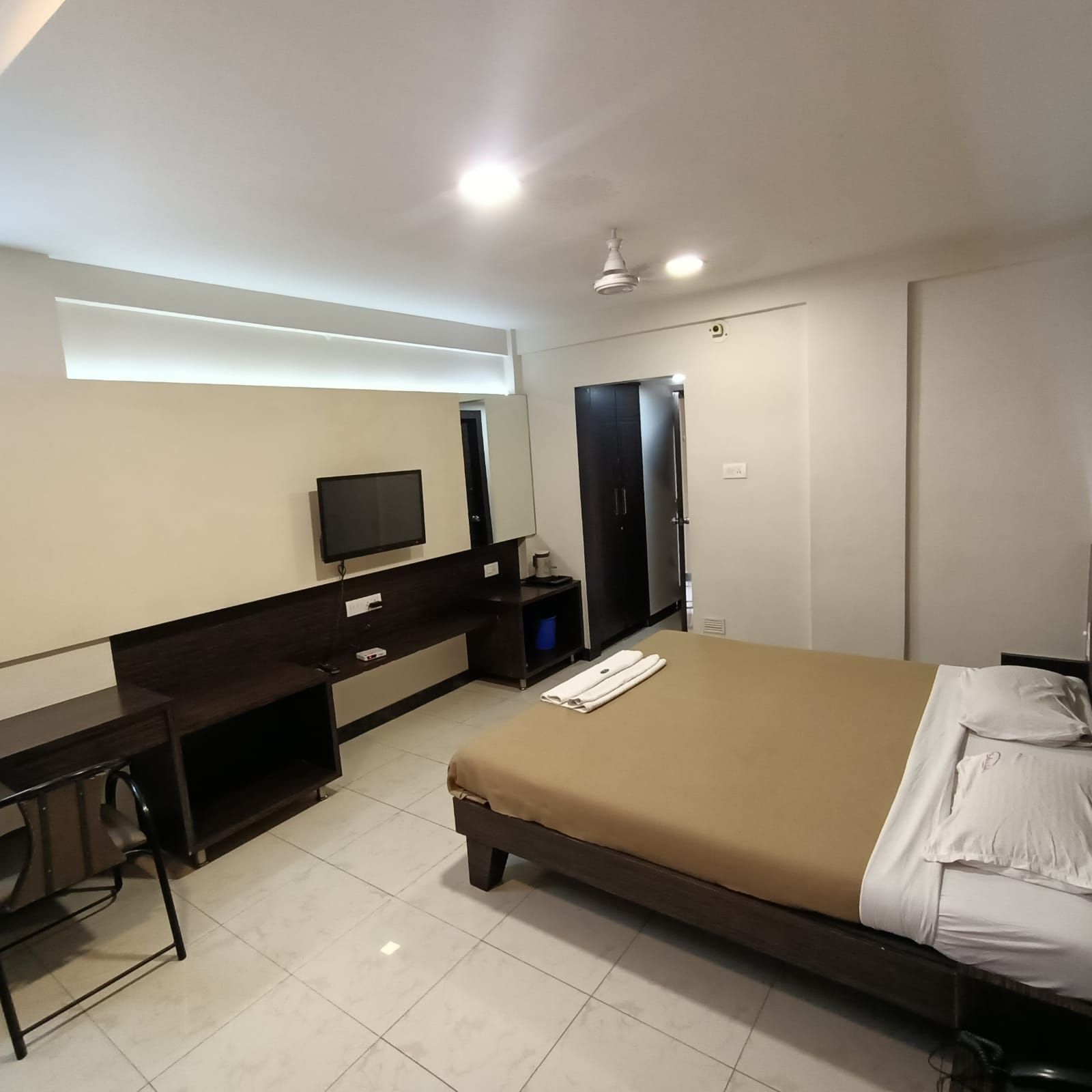 Hotel Ambassador Deluxe Non Ac Room