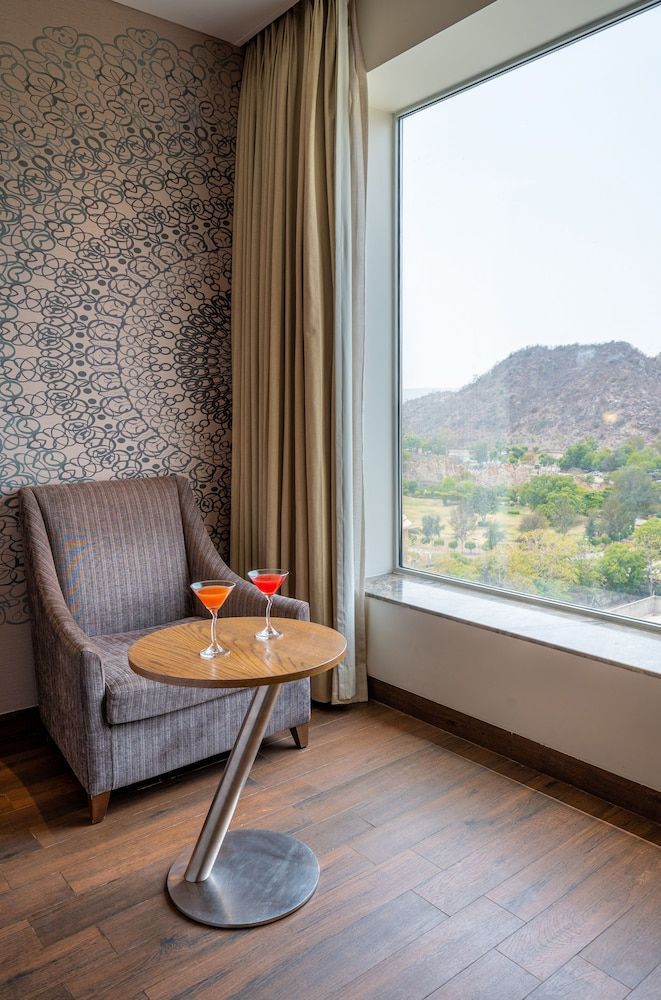 Room, 2 Twin Beds (Aravalli View)