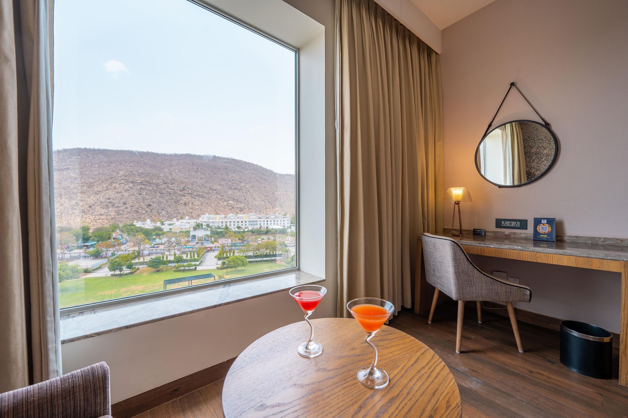 Room, 2 Twin Beds (Aravalli View)