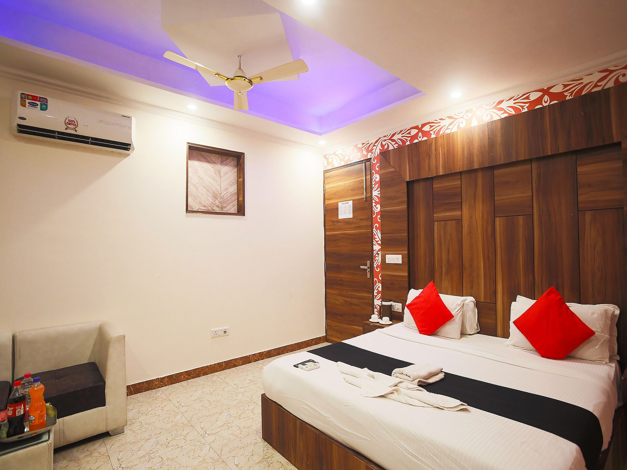 Hotel Rainbow Deluxe Room 3