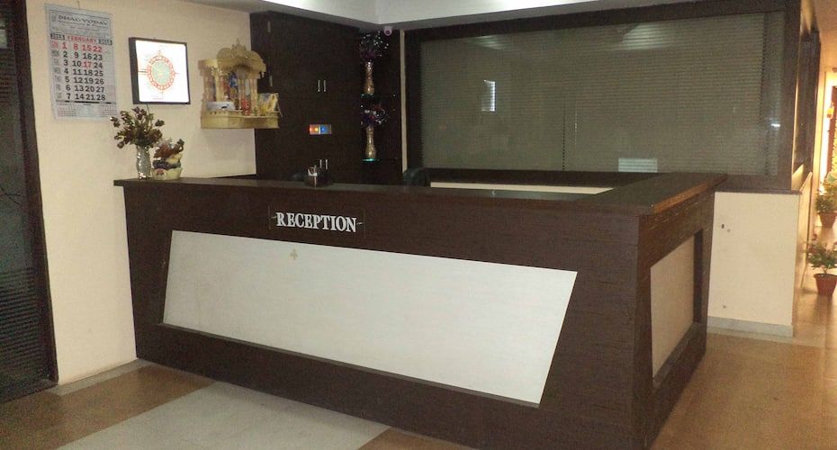 Hotel Raghav