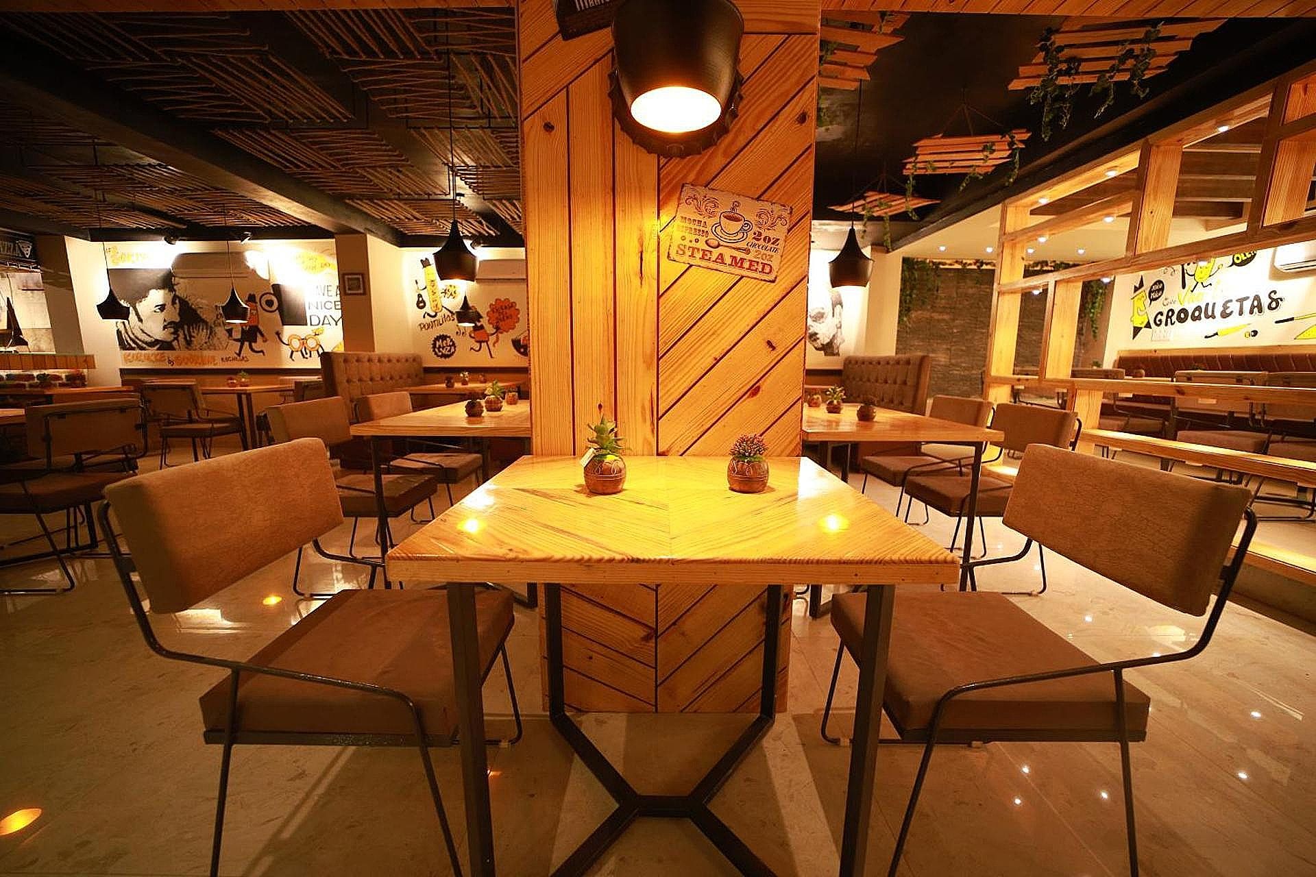 undefined Click Capital House 5