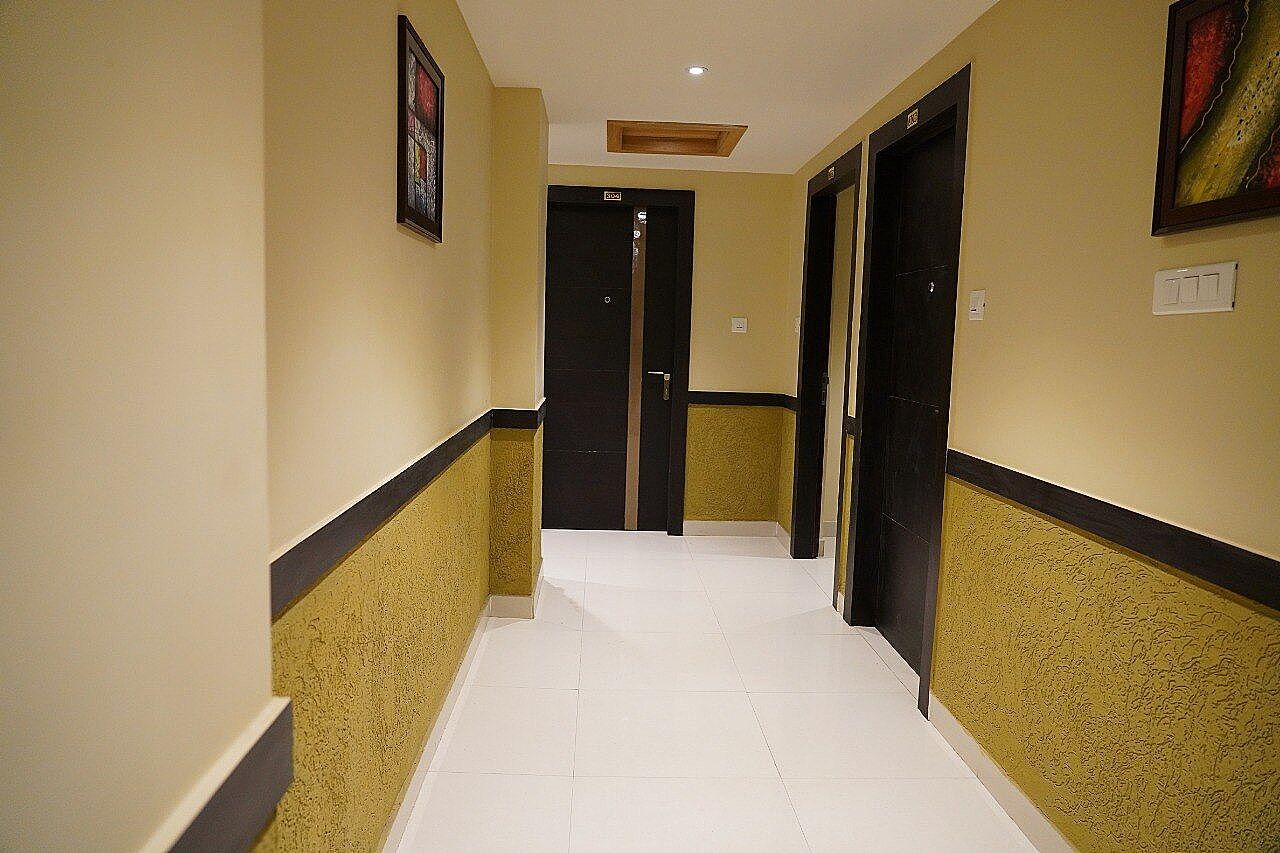 undefined Click Capital House 4